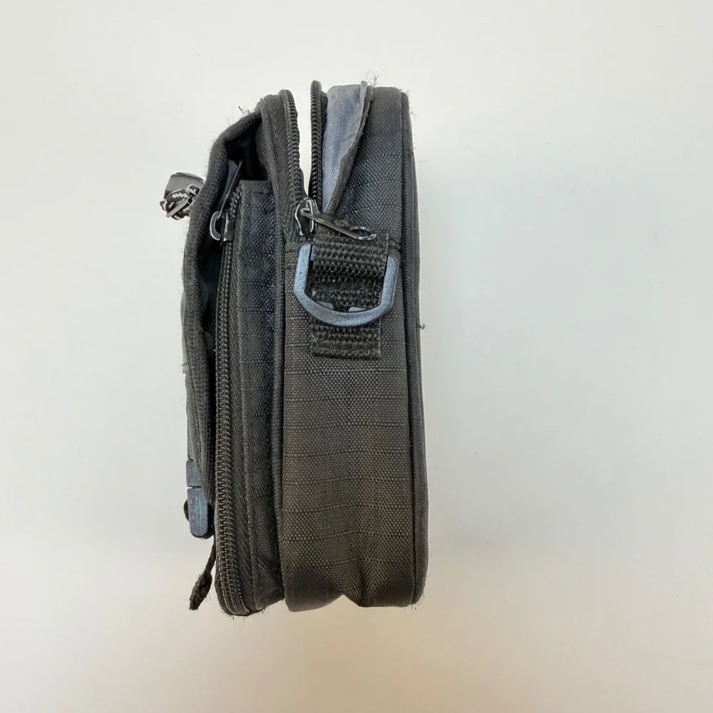 Samsonite Camera Bag Small 6x4in Black‎ with Belt Loop
